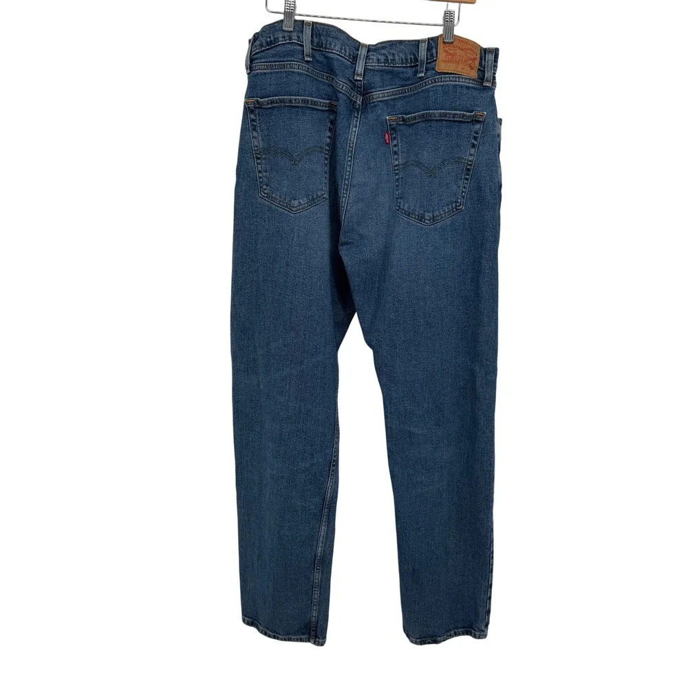 Levis 505 Regular Fit Straight Leg Jeans Mens 38x34 Medium Wash Blue Denim Pants